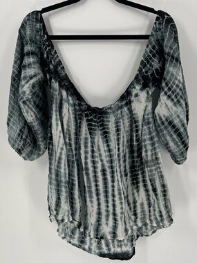 Elan Women's Black & White Tie-Dye Off Shoulder Top Size Large